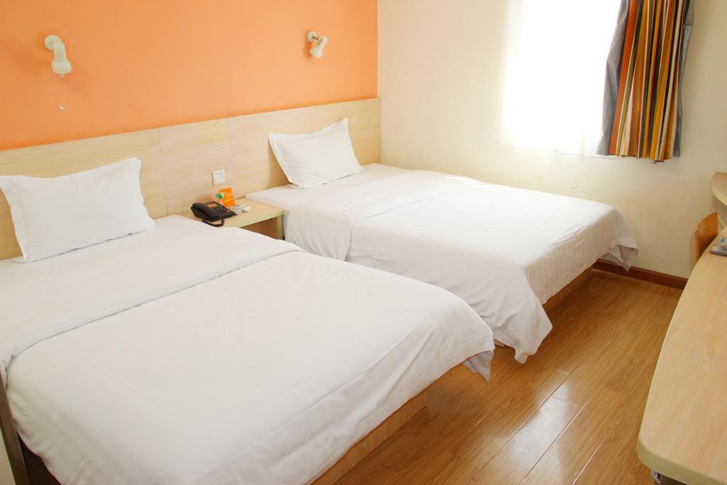 7Days Inn Luoyang Railway Station Branch Luoyang (Henan) Camera foto