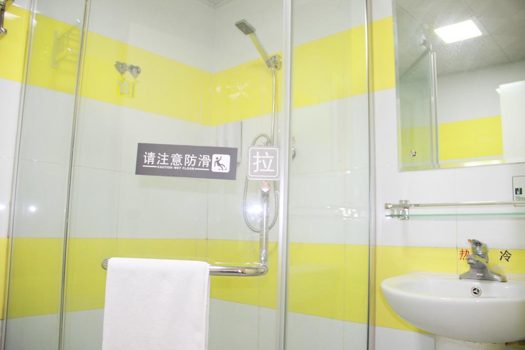 7Days Inn Luoyang Railway Station Branch Luoyang (Henan) Camera foto